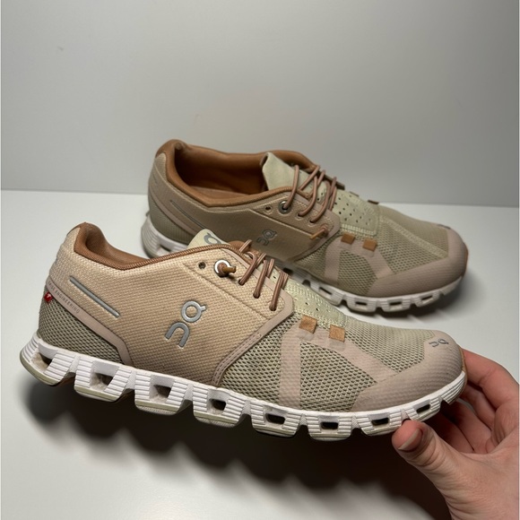 On Cloud Womens Rose/Sand Sneakers - Picture 3 of 9